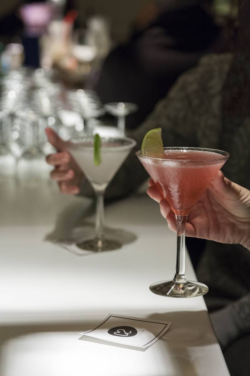 HISTOIRES DE  [ kɔktɛl ]